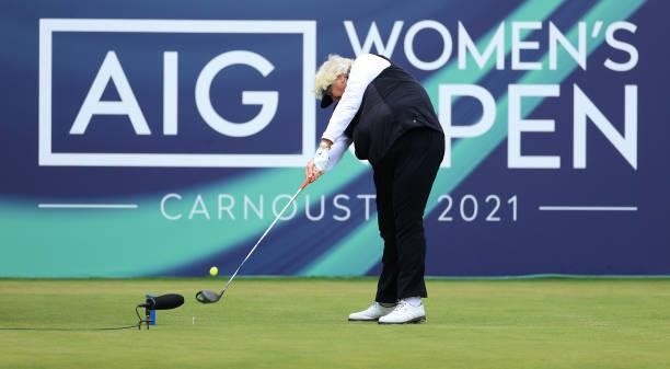 Laura Davies of England tees off on the first hole during Day One of the AIG Women's Open at Carnoustie Golf Links on August 19, 2021 in Carnoustie,...