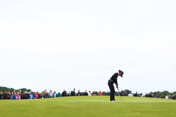 Lydia Ko of New Zealand putts on the thirteenth green during Day Two of the AIG Women's Open at Carnoustie Golf Links on August 20, 2021 in...