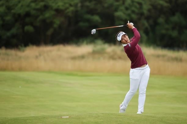 Su Oh of Australia plays her second shot on the twelfth hole during Day Two of the AIG Women's Open at Carnoustie Golf Links on August 20, 2021 in...
