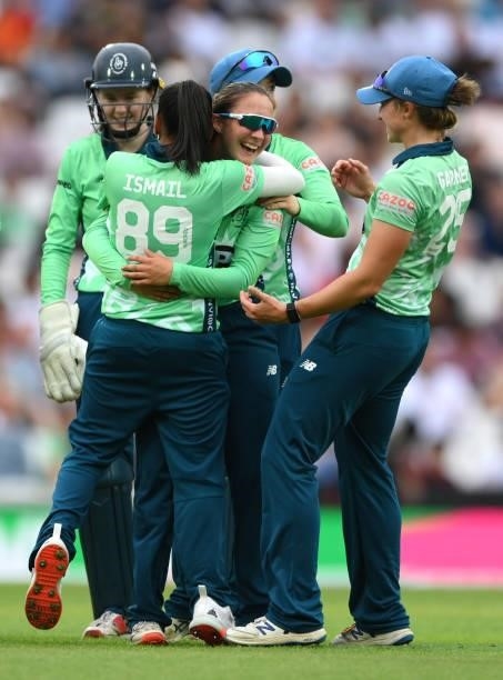 Oval bowler Alice Capsey celebrates with team mates after taking a return catch off Phoenix batterGeorgia Elwiss during the Eliminator match of The...