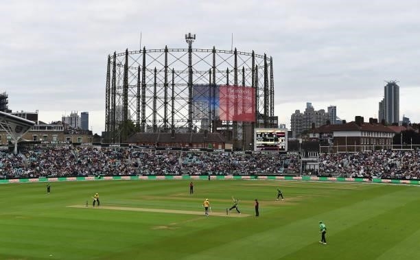 General view of play during the Eliminator match of The Hundred between Southern Brave Men and Trent Rockets Men at The Kia Oval on August 20, 2021...