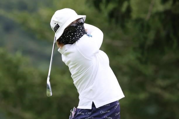 Satsuki Oshiro of Japan hits her tee shot on the 3rd hole during the second round of the CAT Ladies at Daihakone Country Club on August 21, 2021 in...