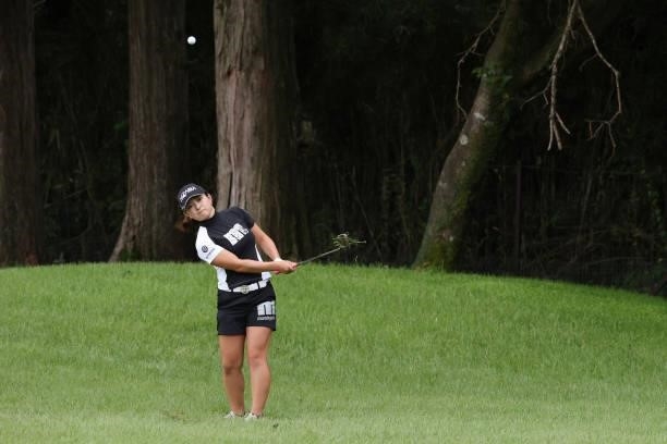 Momo Yoshikawa of Japan chips onto the 2nd green during the second round of the CAT Ladies at Daihakone Country Club on August 21, 2021 in Hakone,...