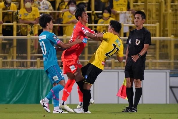 Park Il Gyu of Sagan Tosu pushes Masatoshi Mihara of Kashiwa Reysol down during the J.League Meiji Yasuda J1 match between Kashiwa Reysol and Sagan...