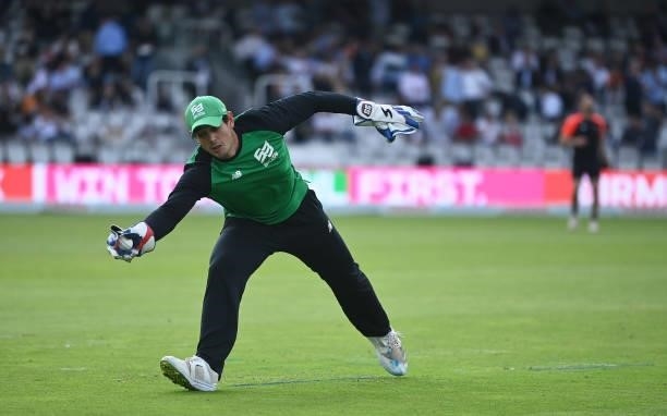 Quinton de Kock of Southern Brave Men warms up ahead of The Hundred Final match between Birmingham Phoenix Men and Southern Brave Men at Lord's...
