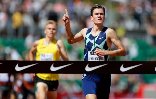 Jakob Ingebrigsten of Norway wins the Bowerman Mile during the Wanda Diamond League Prefontaine Classic at Hayward Field on August 21, 2021 in...