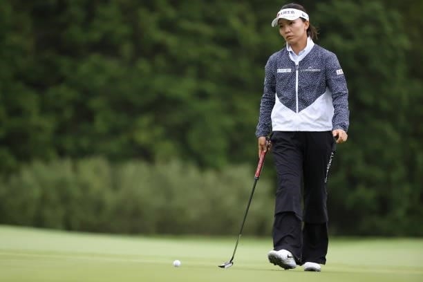 Teresa Lu of Taiwan putts on the 10th hole during the final round of the CAT Ladies at Daihakone Country Club on August 22, 2021 in Hakone, Kanagawa,...
