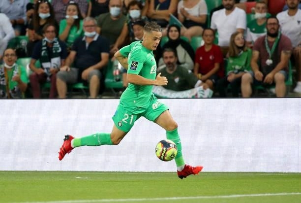 Romain Hamouma of Saint-Etienne during the Ligue 1 match between AS Saint Etienne and Lille OSC at Stade Geoffroy-Guichard on August 21, 2021 in...