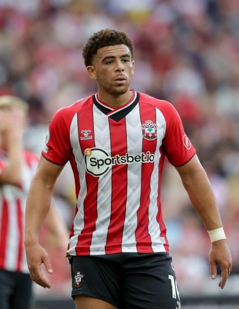 Che Adams of Southampton during the Premier League match between Southampton and Manchester United at St Mary's Stadium on August 22, 2021 in...
