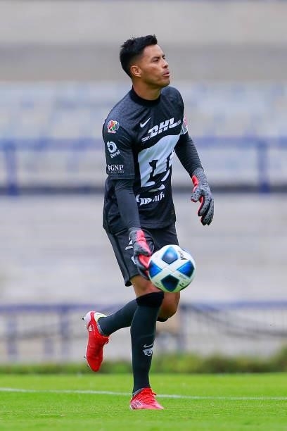 Alfredo Talavera, goalkeeper of Pumas controls the ball during the 6th round match between Pumas UNAM and Puebla as part of the Torneo Grita Mexico...