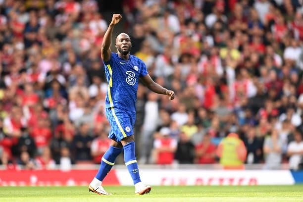 Romelu Lukaku of Chelsea celebrates his goal in action during the Premier League match between Arsenal and Chelsea at Emirates Stadium on August 22,...