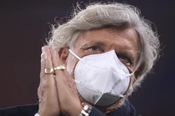 Massimo Ferrero Chairman of UC Sampdoria reciprocally applauds the AC Milan fans as he crosses the field of play prior to the Serie A match between...