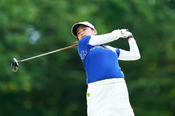 Shiho Kuwaki of Japan hits her tee shot on the first hole during the first round of the San-In Goen Musubi Ladies at Daisenheigen Golf Club on August...