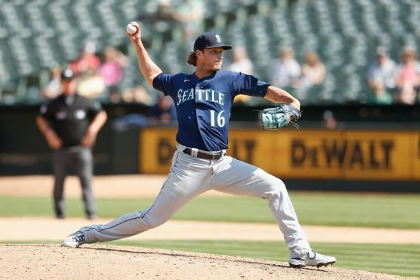Drew Steckenrider of the Seattle Mariners pitches against the Oakland Athletics at RingCentral Coliseum on August 24, 2021 in Oakland, California.