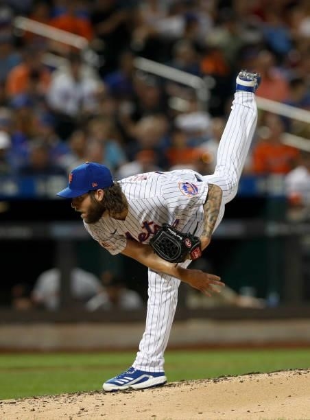 Trevor Williams of the New York Mets in action against the San Francisco Giants at Citi Field on August 24, 2021 in New York City. The Giants...