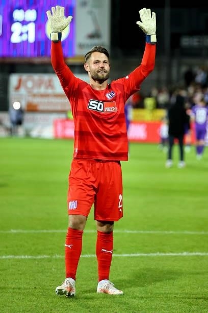 Philipp Kuehn of Osnabrueck celebrates after winning 2-1 the 3. Liga match between VfL Osnabrück and Borussia Dortmund II at Stadion an der Bremer...