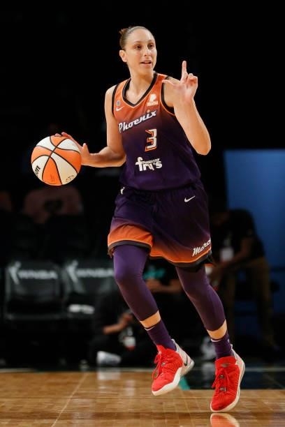 Diana Taurasi of the Phoenix Mercury calls a play during the second half against the New York Liberty at Barclays Center on August 25, 2021 in the...