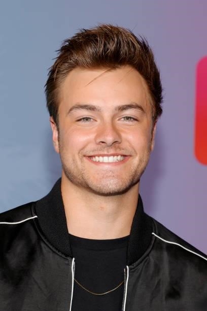 Peyton Meyer attends Netflix's premiere of "He's All That
