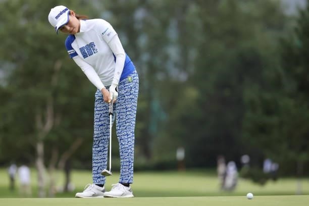Hina Arakaki of Japan putts on the 18th hole during the second round of the Nitori Ladies at Otaru Country Club on August 27, 2021 in Otaru,...