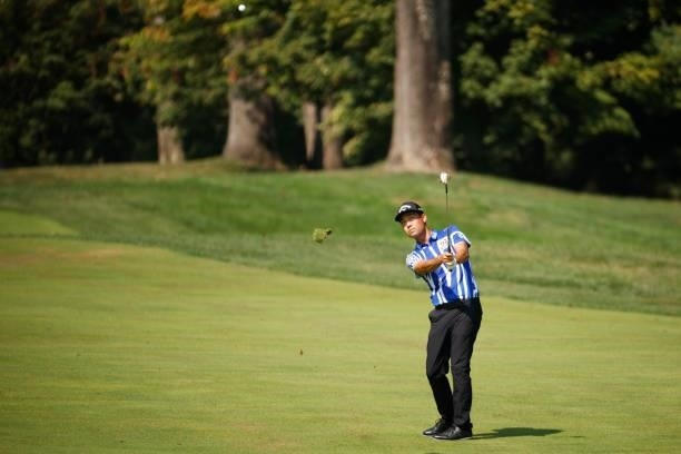 Kevin Na of the United States plays a shot on the first hole during the second round of the BMW Championship at Caves Valley Golf Club on August 27,...