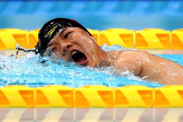 Tao Zheng of Team China competes during the men's 50m butterfly - S5 final on day 3 of the Tokyo 2020 Paralympic Games at Tokyo Aquatics Centre on...