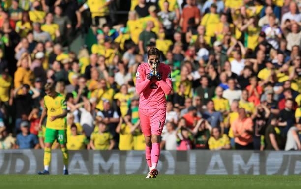 Tim Krul of Norwich City reacts after a missed chance during the Premier League match between Norwich City and Leicester City at Carrow Road on...