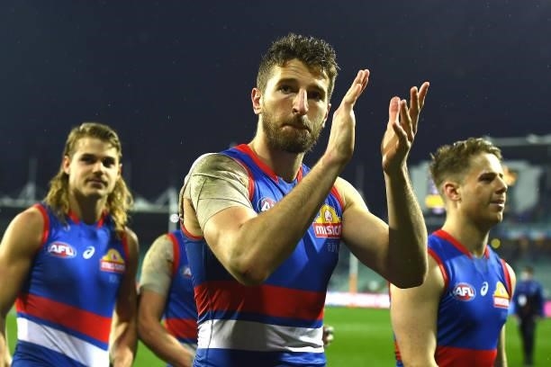 Marcus Bontempelli and his Bulldogs team mates celebrate winning the AFL First Elimination Final match between Western Bulldogs and Essendon Bombers...