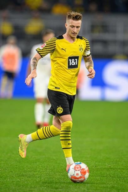 Marco Reus of Dortmund runs with the ball during the Bundesliga match between Borussia Dortmund and TSG Hoffenheim at Signal Iduna Park on August 27,...