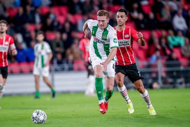 Wessel Dammers of FC Groningen, Eran Zahavi of PSV during the Dutch Eredivisie match between PSV and FC Groningen at Philips Stadion on August 28,...