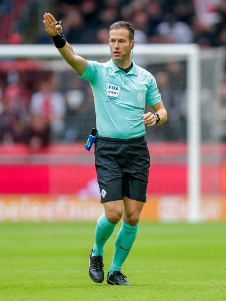 Referee Danny Makkelie during the Dutch Eredivisie match between Ajax and Vitesse at Johan Cruijff ArenA on August 29, 2021 in Amsterdam, Netherlands