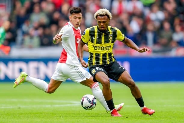 Lois Openda of Vitesse during the Dutch Eredivisie match between Ajax and Vitesse at Johan Cruijff ArenA on August 29, 2021 in Amsterdam, Netherlands