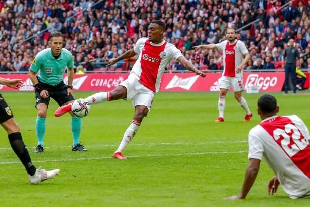 Ryan Gravenberch of Ajax scores the 3th goal during the Dutch Eredivisie match between Ajax and Vitesse at Johan Cruijff ArenA on August 29, 2021 in...