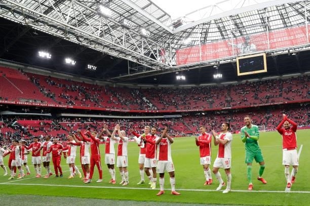 Ajax players during the Dutch Eredivisie match between Ajax and Vitesse at Johan Cruijff ArenA on August 29, 2021 in Amsterdam, Netherlands