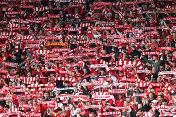 Fans of Union prior to the Bundesliga match between 1. FC Union Berlin and Borussia Mönchengladbach at Stadion An der Alten Foersterei on August 29,...