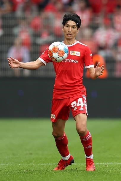 Genki Haraguchi of 1.FC Union Berlin controls the ball during the Bundesliga match between 1. FC Union Berlin and Borussia Mönchengladbach at Stadion...