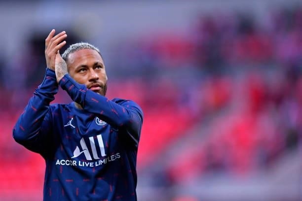 Neymar Jr of Paris Saint-Germain salutes the fans during warmup before the Ligue 1 Uber Eats match between Reims and Paris Saint Germain at Stade...