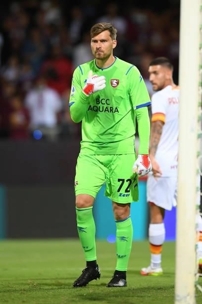 Vid Belec of US Salernitana during the Serie A match between US Salernitana and AS Roma at Stadio Arechi on August 29, 2021 in Salerno, Italy.