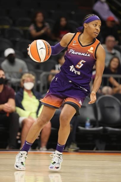 Shey Peddy of the Phoenix Mercury handles the ball against the Chicago Sky during the first half of the WNBA game at the Footprint Center on August...