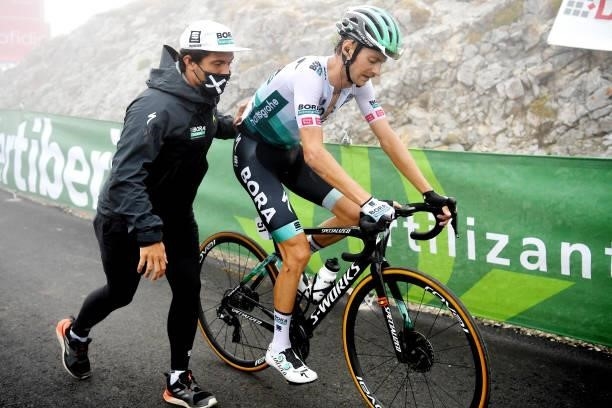 Felix Großschartner of Austria and Team Bora - Hansgrohe reacts after cross the finishing line during the 76th Tour of Spain 2021, Stage 18 a 162,6km...