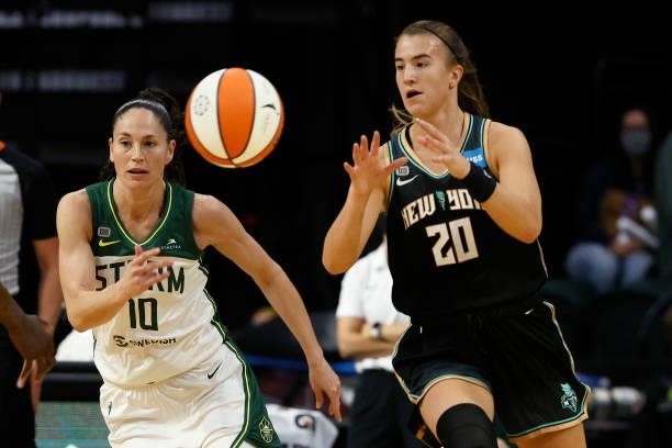 Sue Bird of the Seattle Storm defends Sabrina Ionescu of the New York Liberty during the first quarter at Angel of the Winds Arena on September 02,...