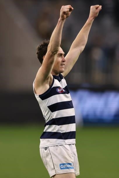 Jeremy Cameron of the Cats celebrates winning the AFL First Elimination Final match between Geelong Cats and Greater Western Sydney Giants at Optus...