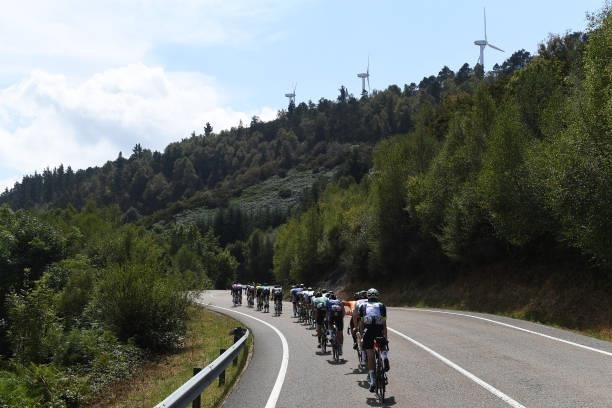 General view of the the breakaway beginning to climb the Paradavella during the 76th Tour of Spain 2021, Stage 19 a 191,2 km stage from Tapia to...