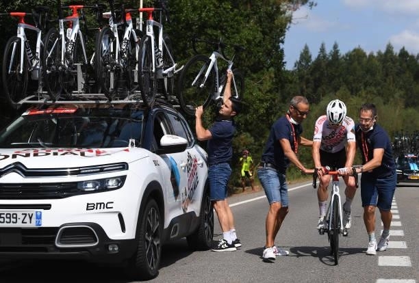 Nicolas Prodhomme of France and AG2R Citröen Team suffers a mechanical problem during the 76th Tour of Spain 2021, Stage 19 a 191,2 km stage from...