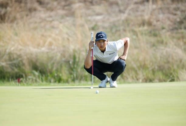 Min Woo Lee of Australia lines up a putt on the 10th hole during Day Two of The Italian Open at Marco Simone Golf Club on September 03, 2021 in Rome,...