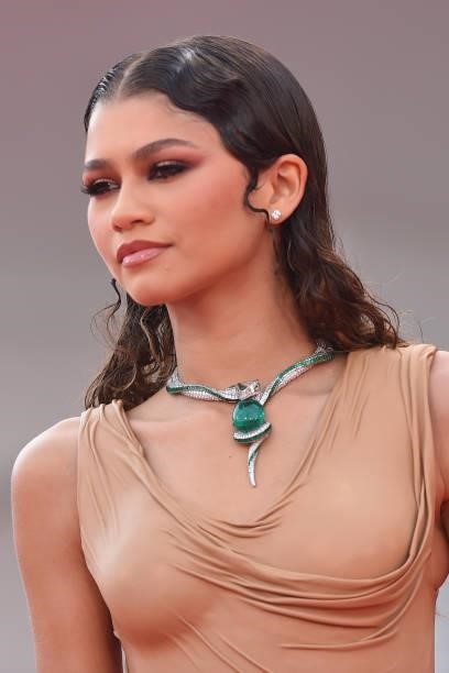 Zendaya attends the red carpet of the movie "Dune