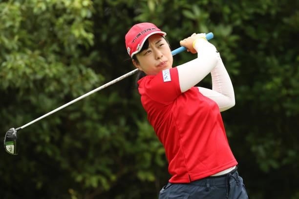 Saki Takeo of Japan hits her tee shot on the 5th hole during the second round of the Golf5 Ladies at Golf5 Country Yokkaichi Course on September 04,...