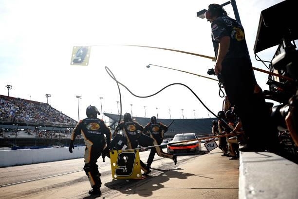 The pit crew of the Bass Pro Shops/TrueTimber/BRCC Chevrolet, driven by Noah Gragson leap into action during the NASCAR Xfinity Series Sport Clips...
