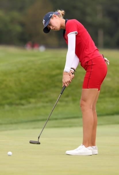 Nelly Korda putts on the 18th green during the Foursomes Match on day one of the Solheim Cup at the Inverness Club on September 04, 2021 in Toledo,...