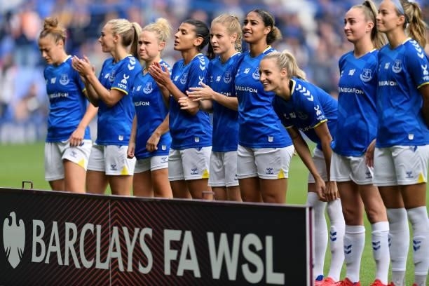 Gabby George of Everton Women lines up with Kenza Dali Nathalie Bjorn Megan Finnigan and team mates during the Barclays FA Women's Super League match...