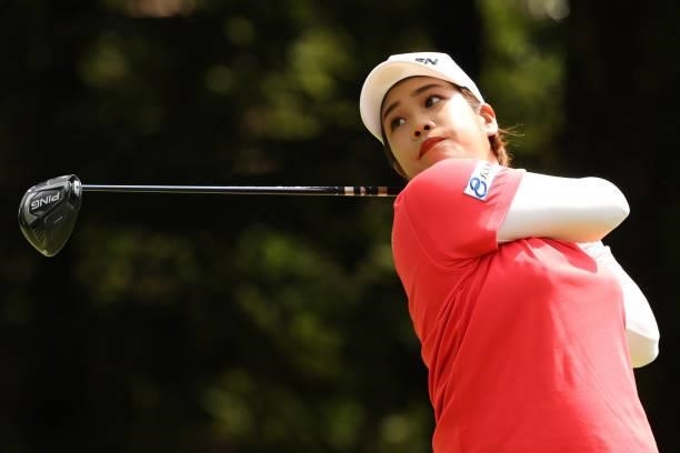 Mayu Hamada of Japan hits her tee shot on the 2nd hole during the final round of the Golf5 Ladies at Golf5 Country Yokkaichi Course on September 05,...